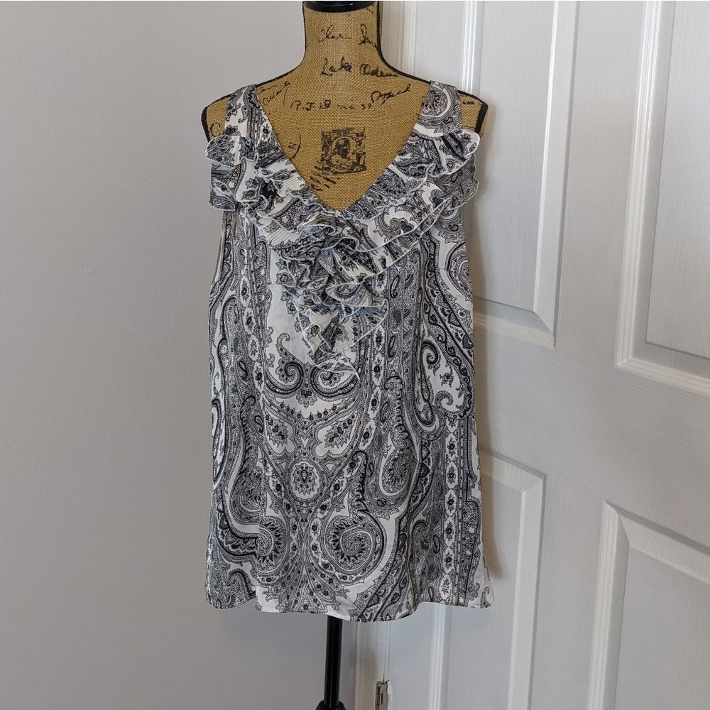 Black and white blouse - Picture 3 of 5